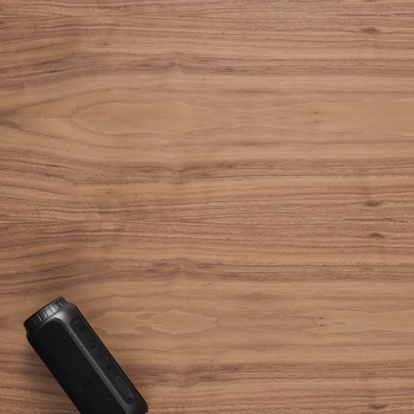 Engineered Wood Desktop